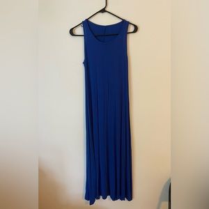 Dark blue sleeveless maxi dress size Medium